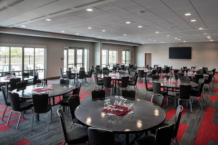 Courtyard by Marriott Pullman