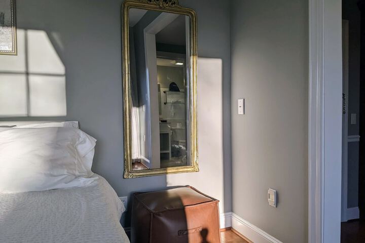 Room 51 of 239