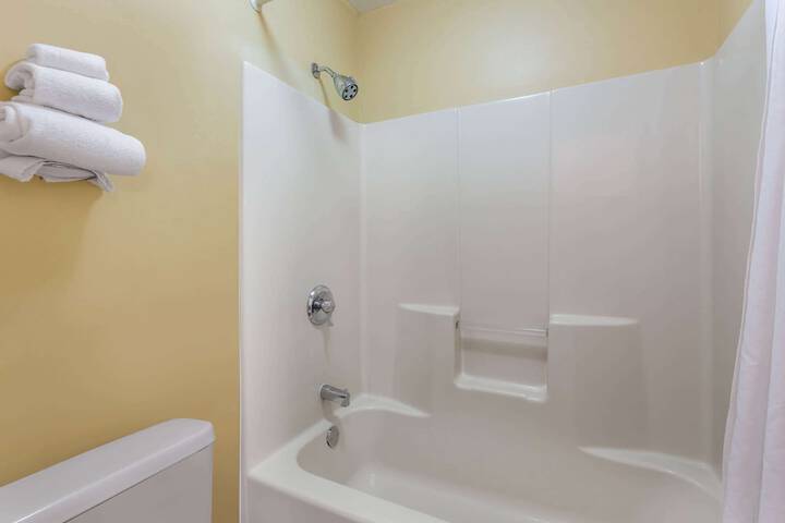 Room 15 of 26