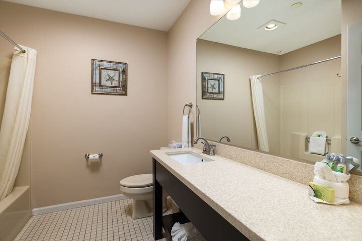Room 205 of 279