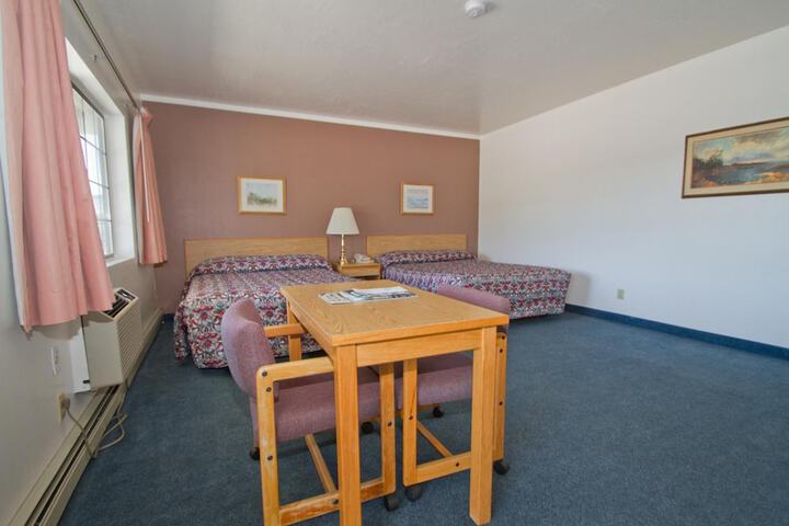 Room 6 of 31