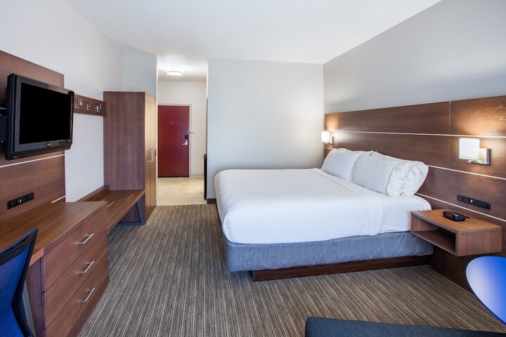 Room 16 of 52