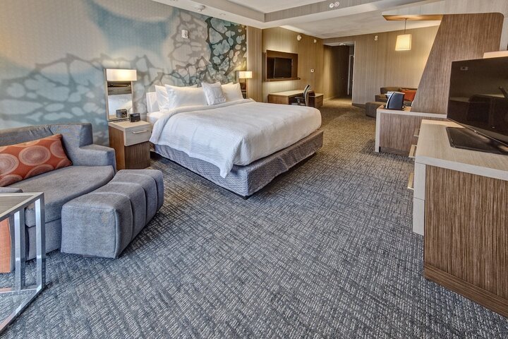 Room 19 of 46
