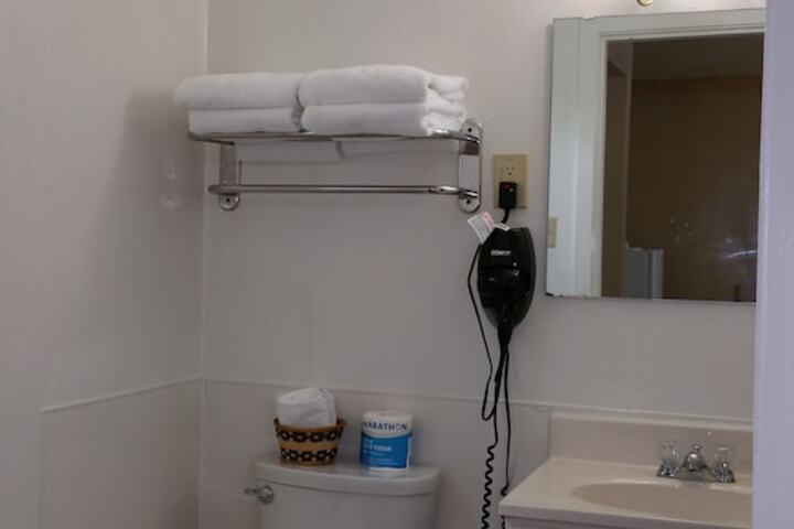Room 17 of 36