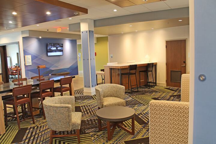 Hotel 6 of 63