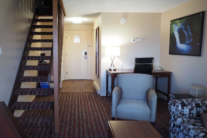 Room 46 of 145