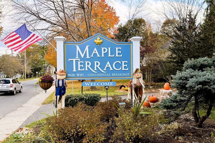 Maple Terrace Motel