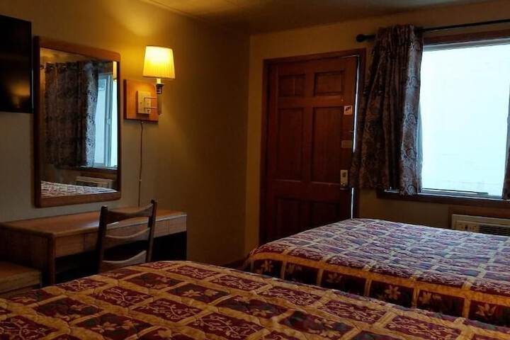 Room 10 of 26