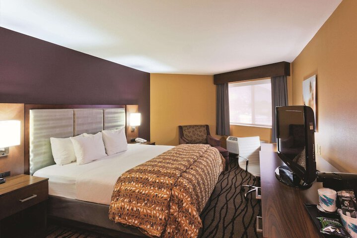 Room 27 of 50