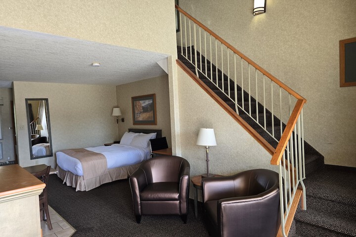 Room 18 of 33