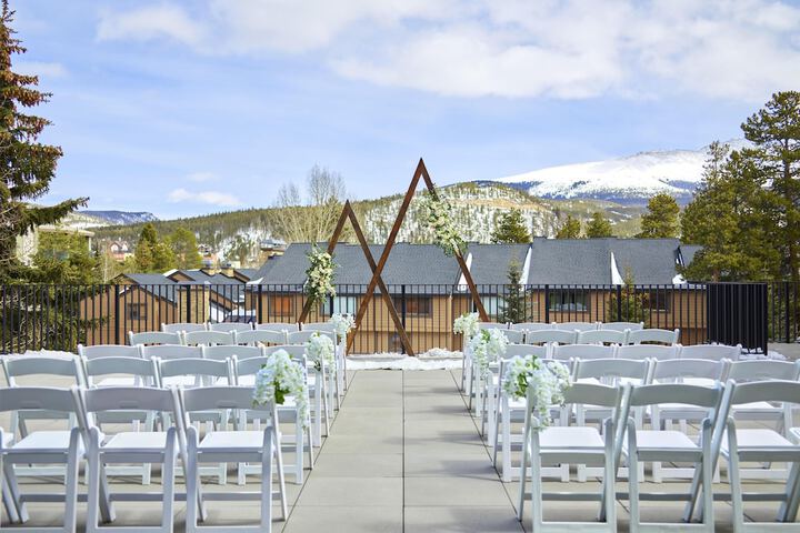 Hotel Alpenrock Breckenridge Curio Collection by Hilton