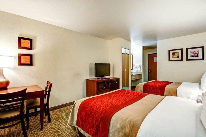 Comfort Inn Fontana