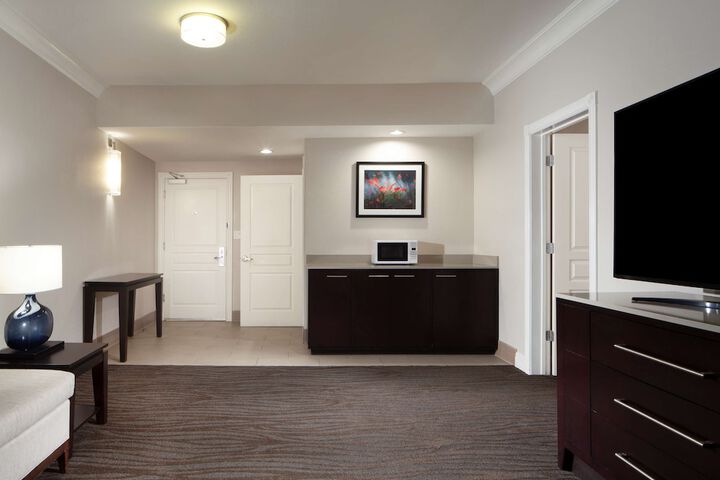 Room 22 of 77