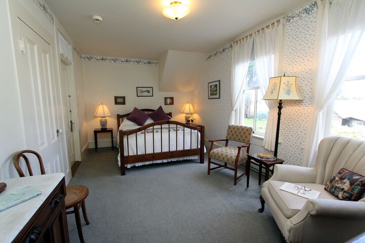 Joshua Grindle Inn