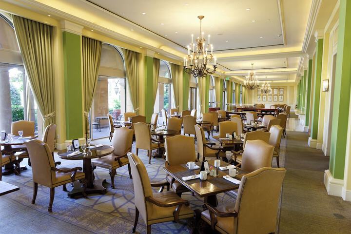 Dining 64 of 79