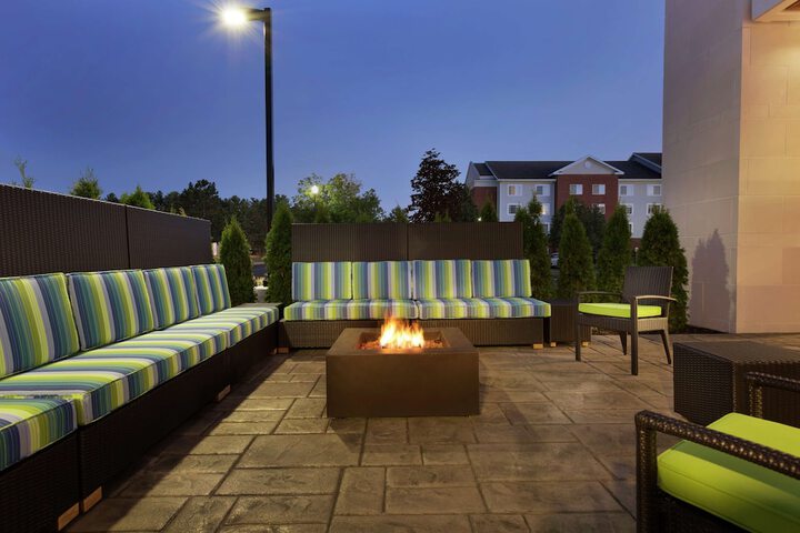Terrace/Patio 22 of 23