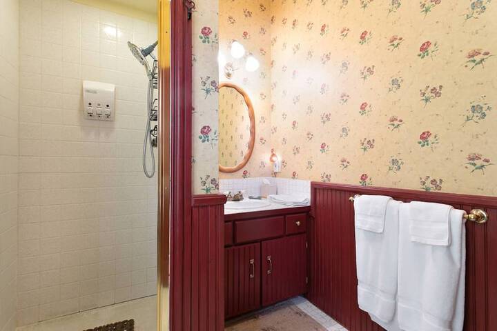 Rose Street Bed & Breakfast