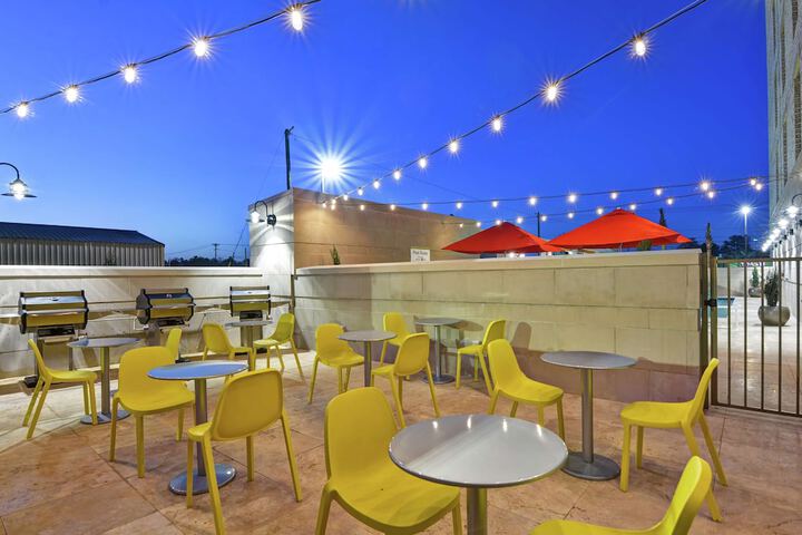 Terrace/Patio 44 of 45