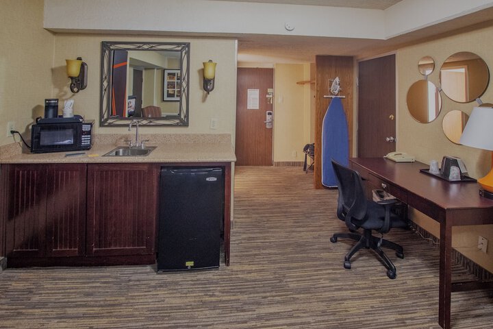 Room 19 of 25