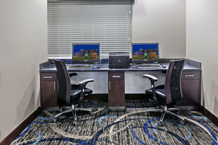 Holiday Inn Express & Suites Glenpool-Tulsa South by IHG