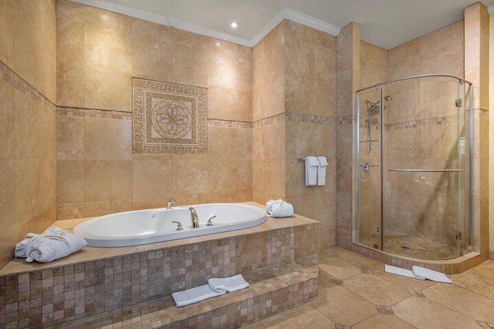 Hotel Brossard an Ascend Collection Hotel