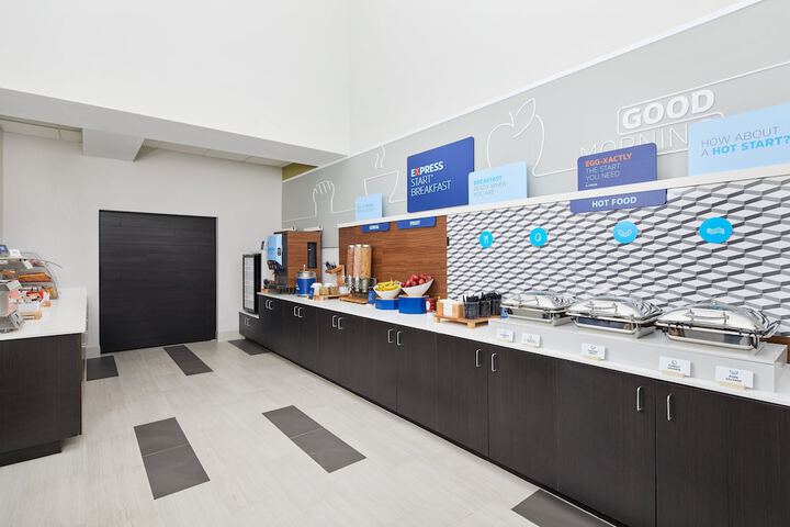 Holiday Inn Express Hotel & Suites Port Richey by IHG
