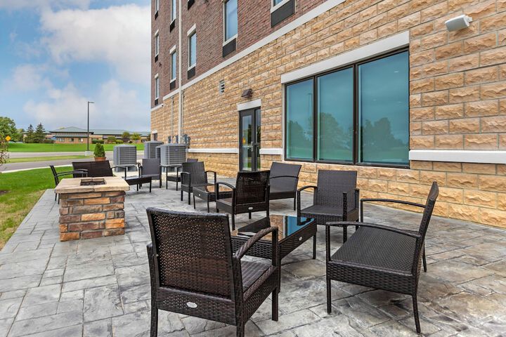 Terrace/Patio 43 of 44