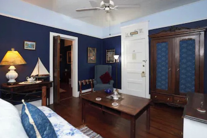 Room 14 of 78