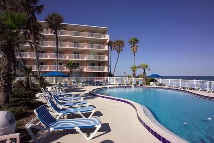 Coral Sands Inn