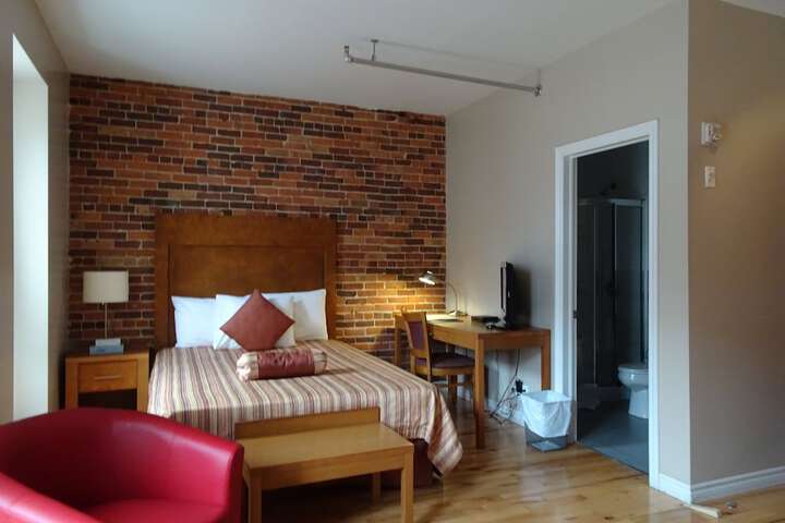 Room 17 of 62