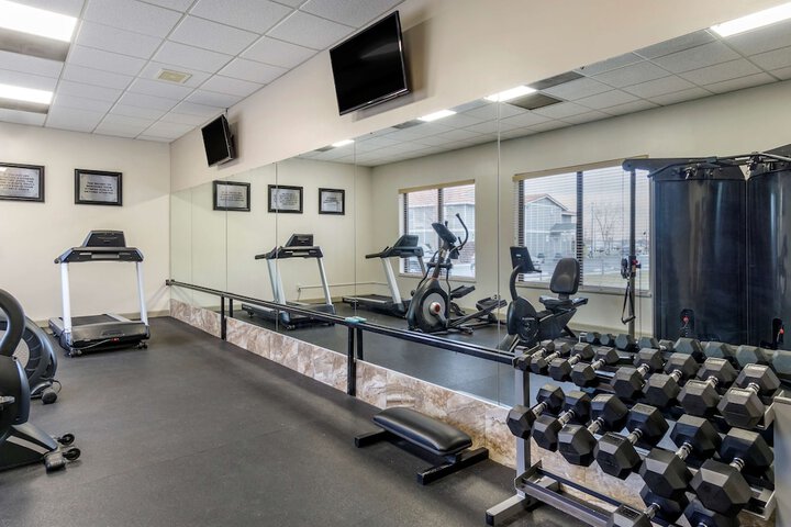 Best Western Plus Lake Front Hotel