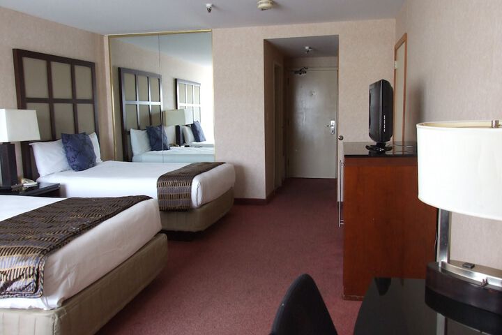 Room 5 of 5