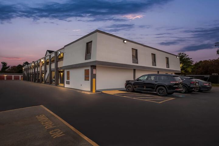 Days Inn by Wyndham Chesapeake