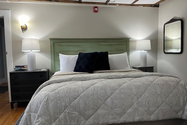 Room 41 of 64