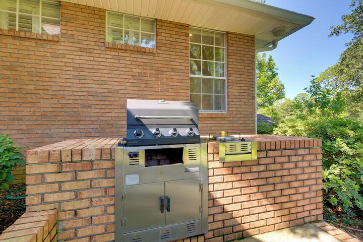 Chic Home w / Club Access Near Bay St. Louis!