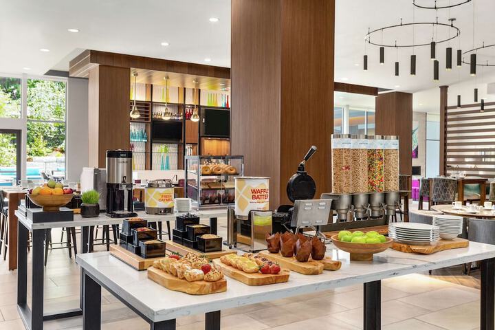 Hilton Garden Inn Seattle Airport