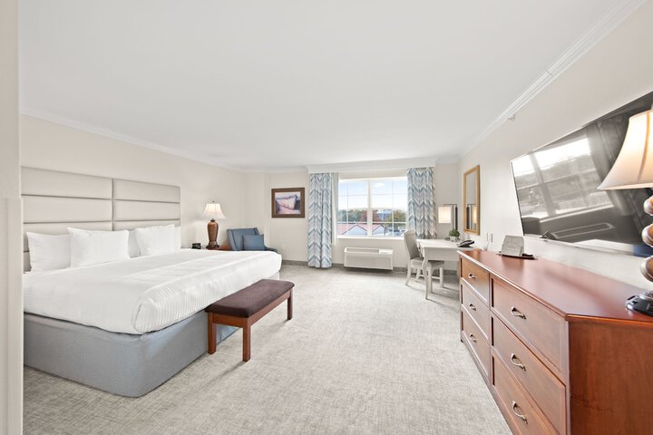 Room 53 of 65