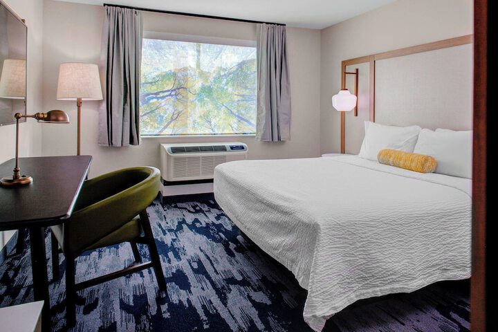 Room 22 of 33