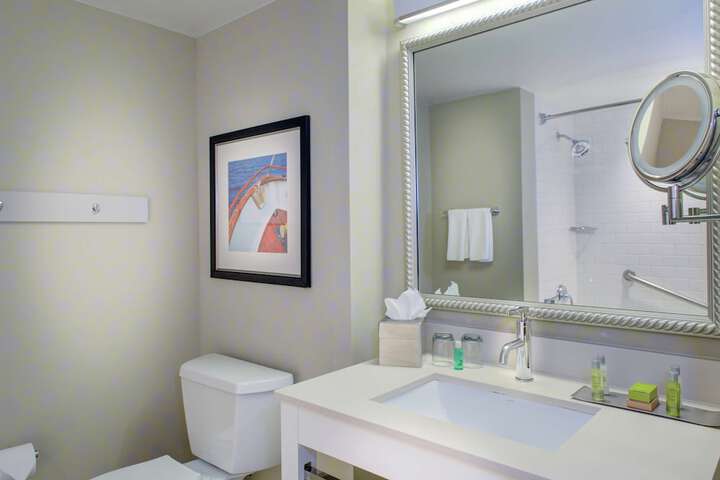 DoubleTree by Hilton Hotel Biloxi