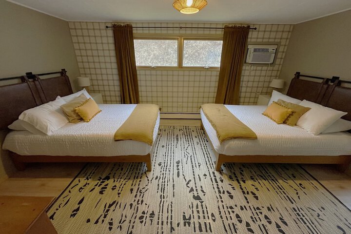 Room 21 of 53