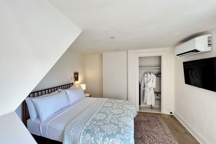 Admirals Quarters Inn