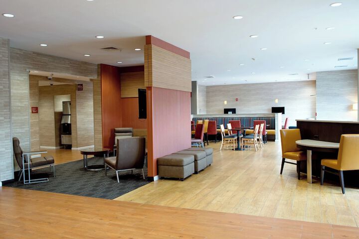 Hotel Interior 12 of 51