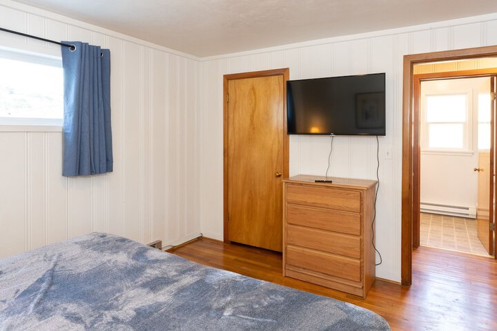 Room 13 of 20