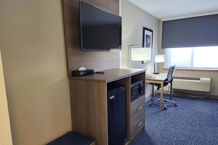 Room 15 of 41