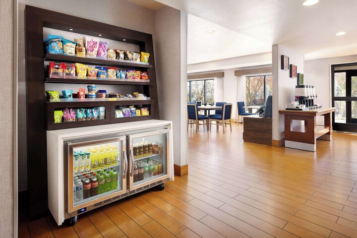 Hampton Inn Sacramento / Rancho Cordova