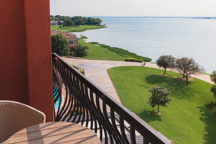 Hilton Dallas / Rockwall Lakefront