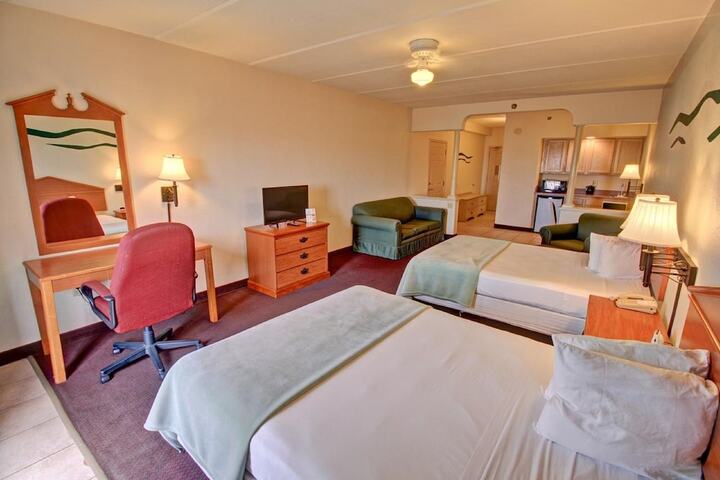 Room 28 of 43