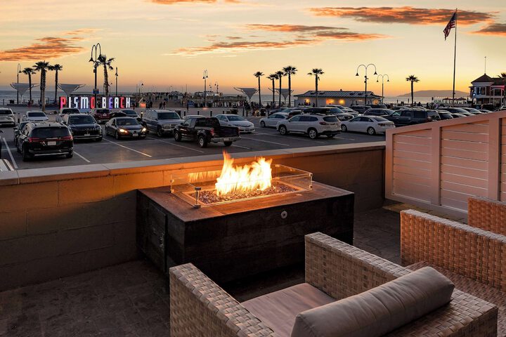 Inn at the Pier Pismo Beach Curio Collection by Hilton