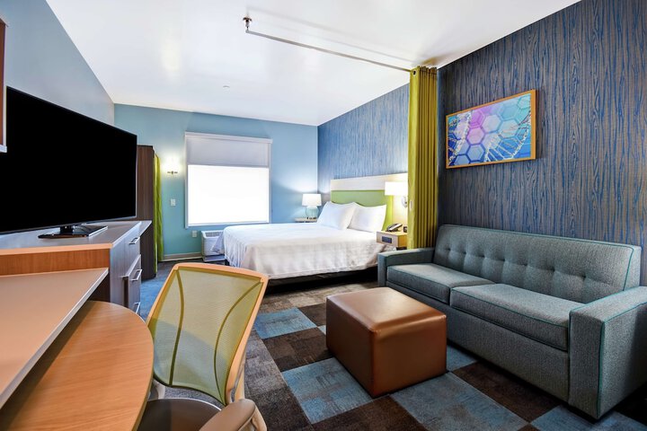 Room 17 of 39