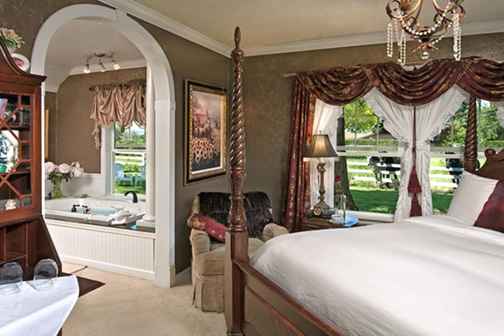 Room 14 of 35